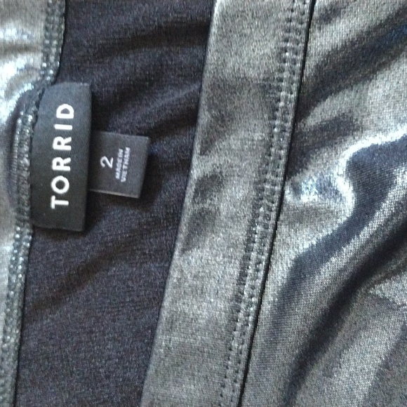 Torrid Liquid Knit Shimmering Black Off-Shoulder Top - Picture 4 of 5